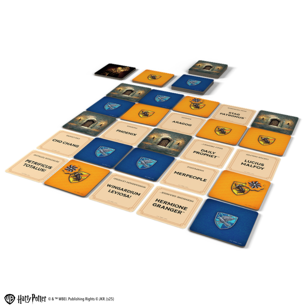 Codenames: Back to Hogwarts (Pre-Order)